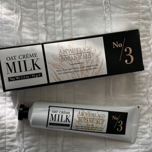 Archipelago Botanicals Oat creme milk New in box- sealed
